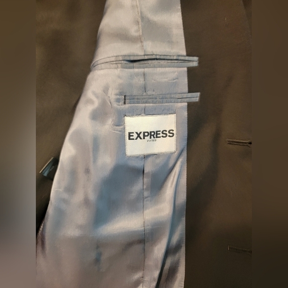 2 piece Egyptian made 44% Wool Suit - Picture 5 of 6